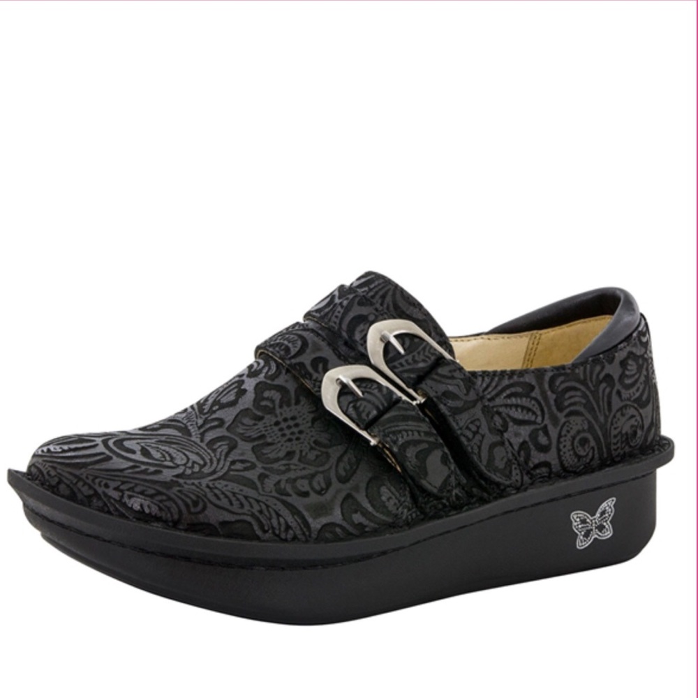 Algeria Shoes